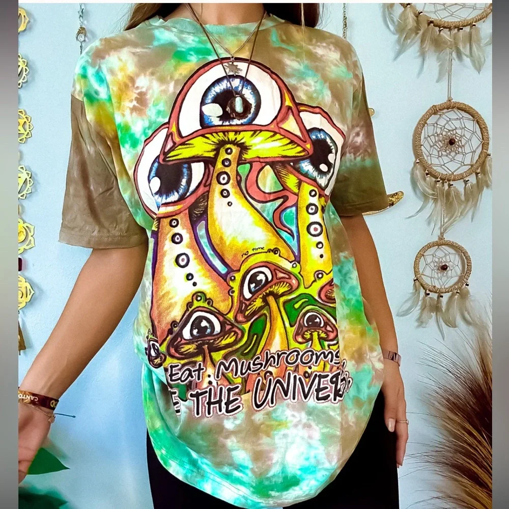 See the universe Tee from Ordinary Selenophile - XL - Picture 2 of 4